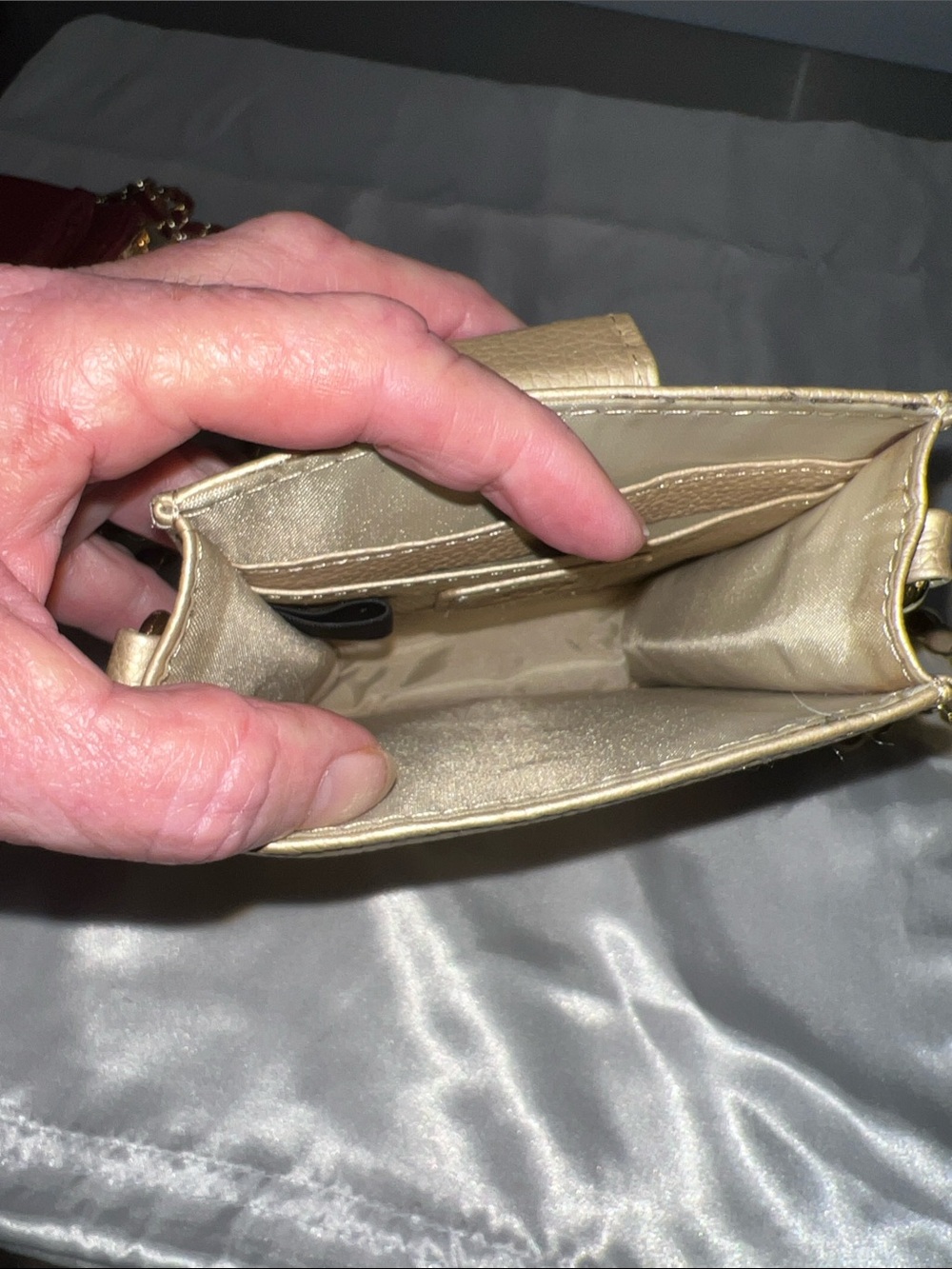 Gaini Bernini cross body phone bag good use condition - Picture 6 of 8